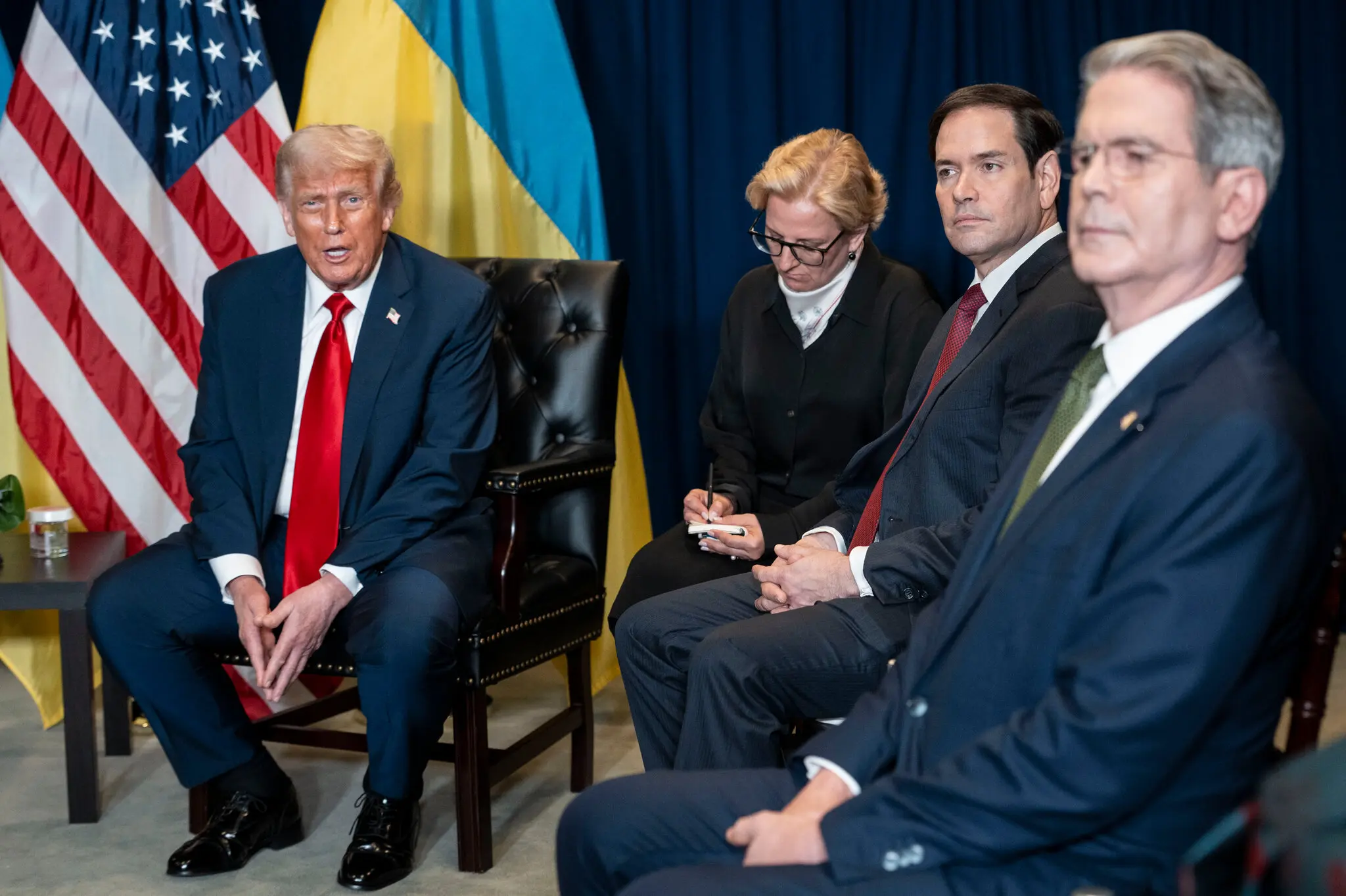 Зміна риторики Дональда Трампа щодо України: цінні сигнали без конкретних кроків